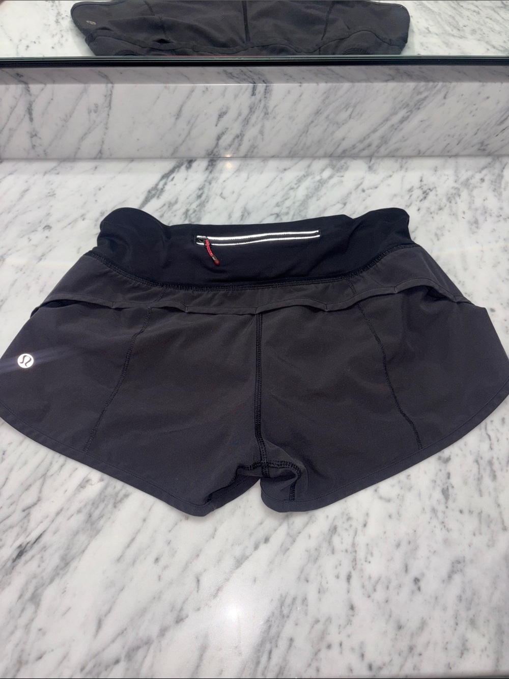 lululemon athletica Black speed up High rise Shorts size 4 with Back Zip Pocket